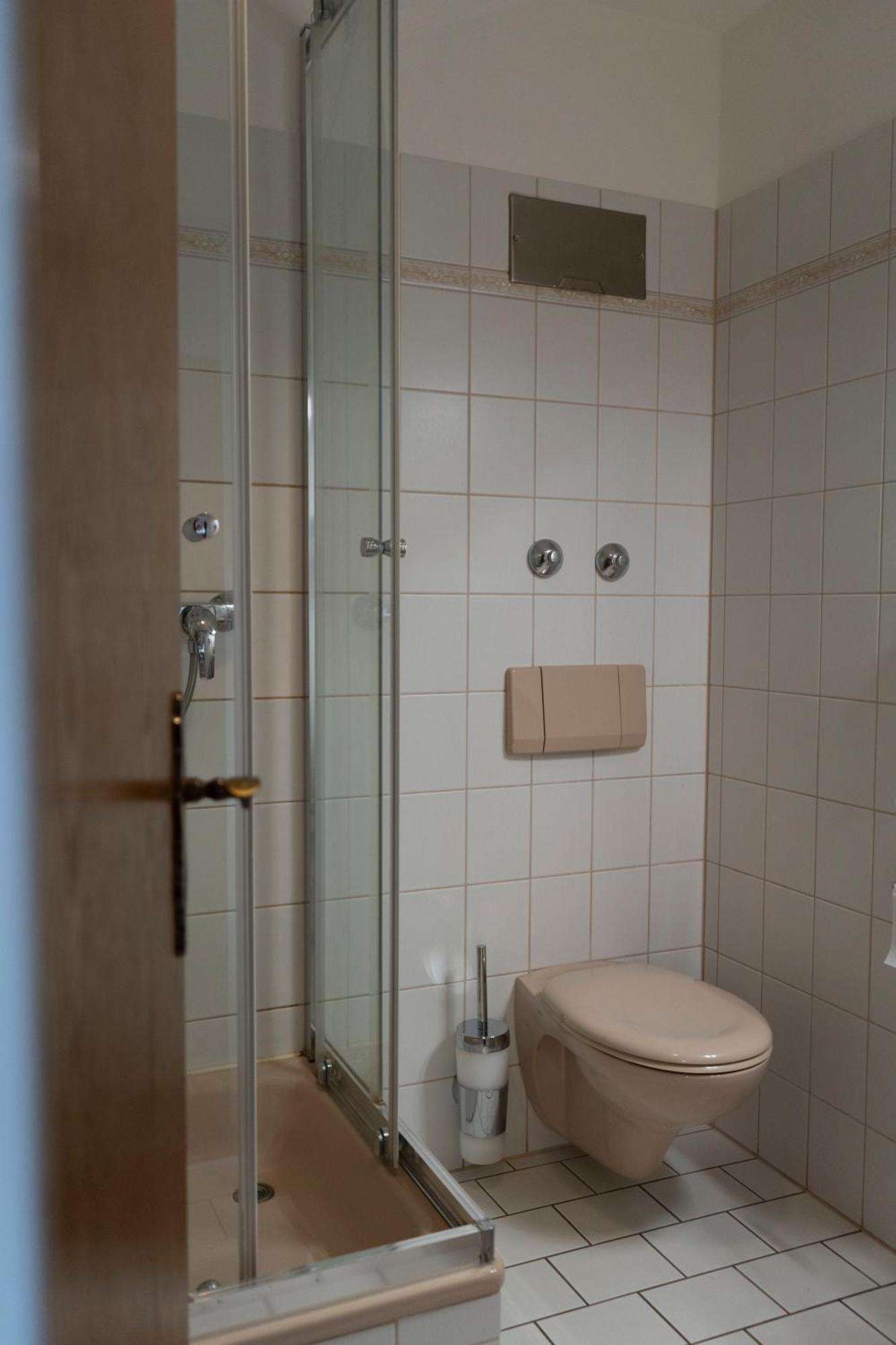 Einzelzimmer mit Bad